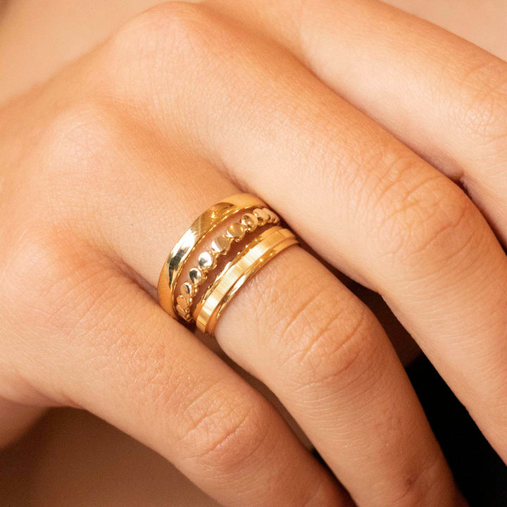 9K Yellow Gold Court Ring