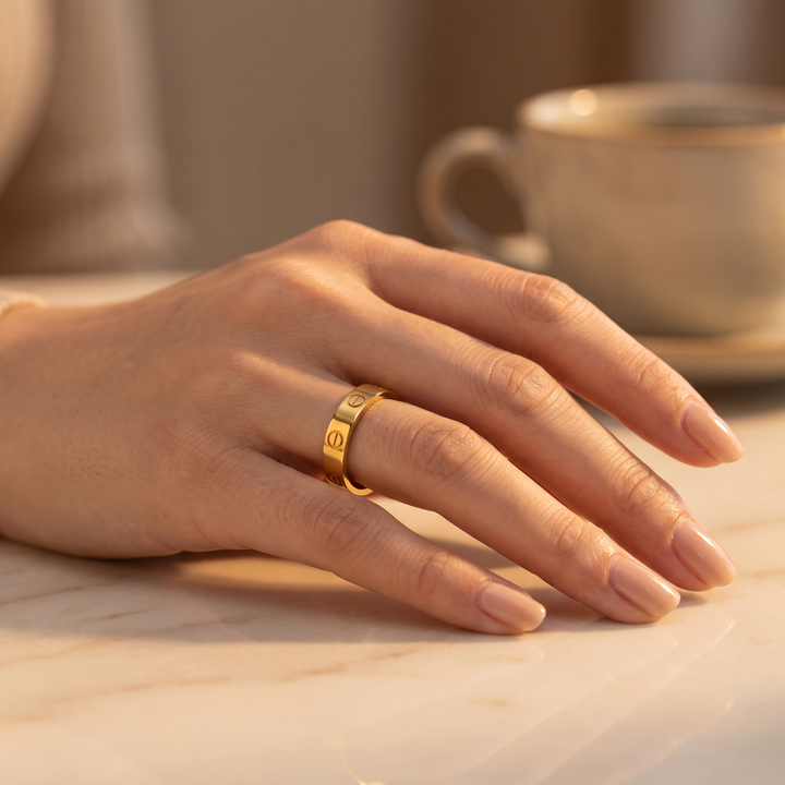 9K Yellow Gold Lock Ring Lifestyle