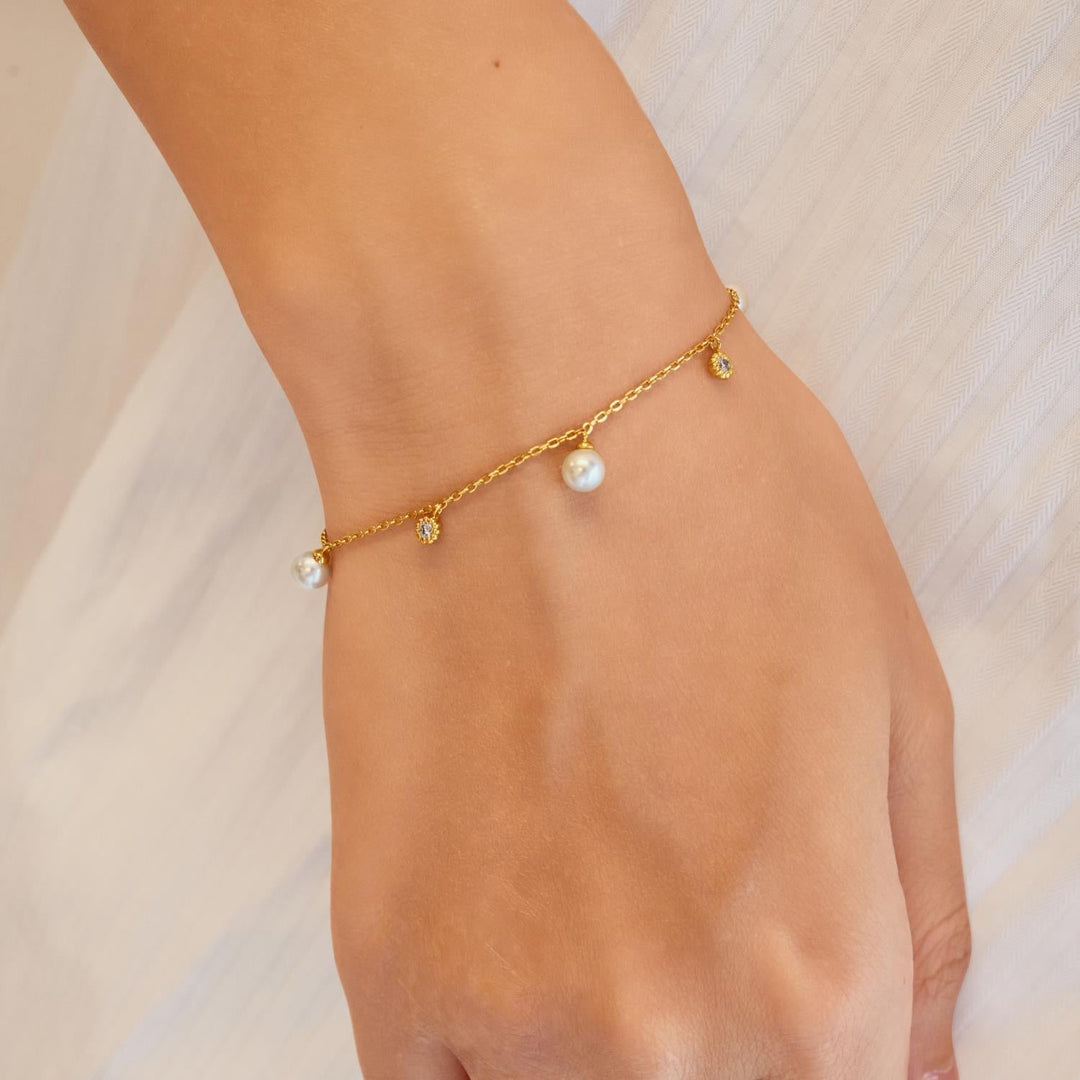 Gold Shell Pearl & Sparkle Drop Station Bracelet | The Jewellery Boutique Australia