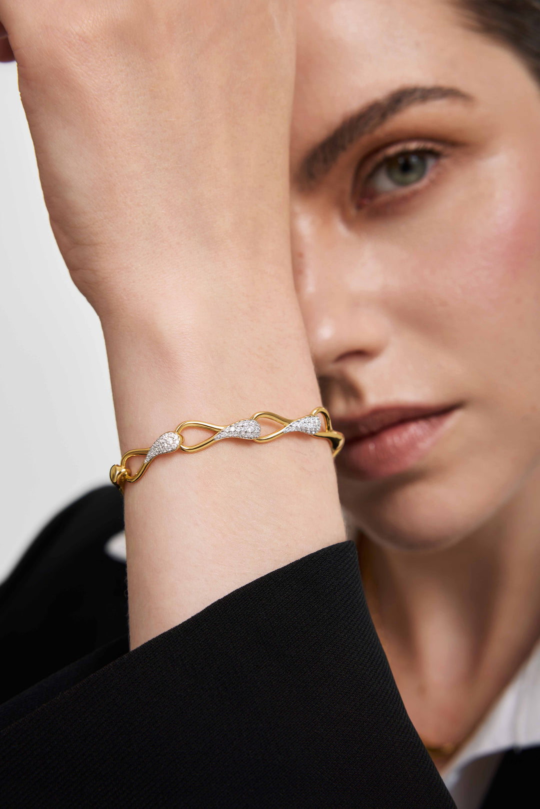 Gold Pave Sculptural Interlocked Link Bracelet