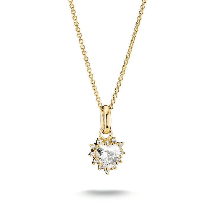 Chain with heart-cut zirconia
