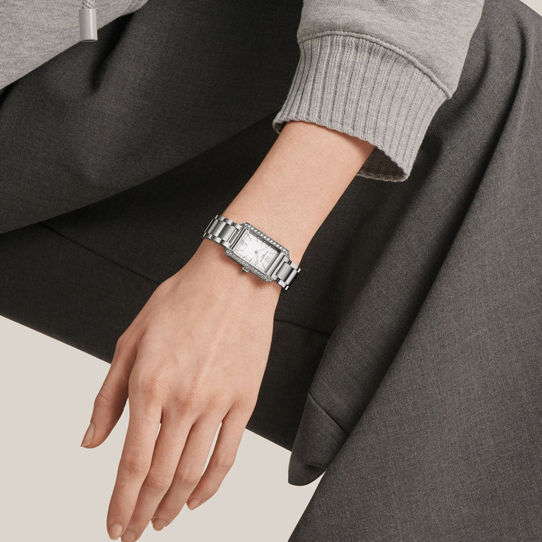 Baume & Mercier Hampton Quartz, Diamond Set Women's Watch 35 x 22mm - image 3