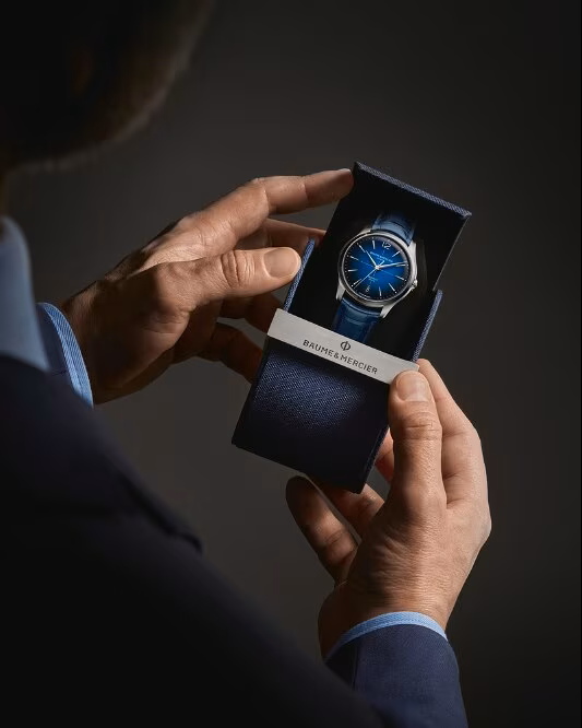 Baume & Mercier Clifton 10771 Automatic, Date Display Men's Watch 39mm