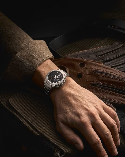 Baume & Mercier Riviera 10825 Automatic, Chronograph Men's Watch 41mm