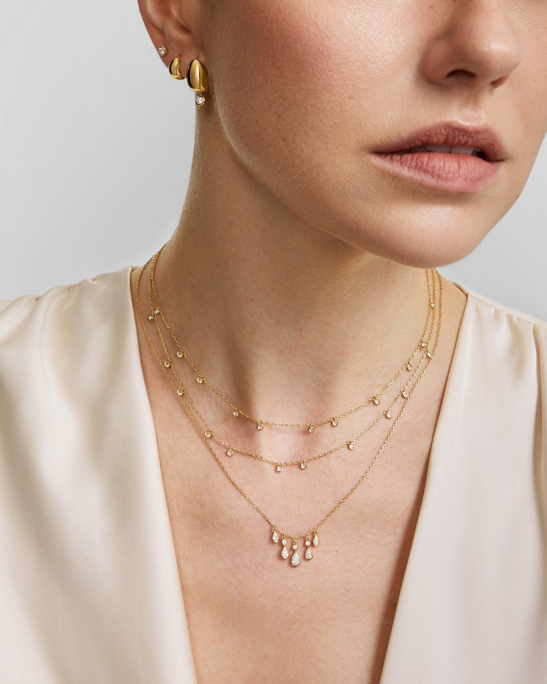 Gold Bezel-Set Droplet Station Necklace