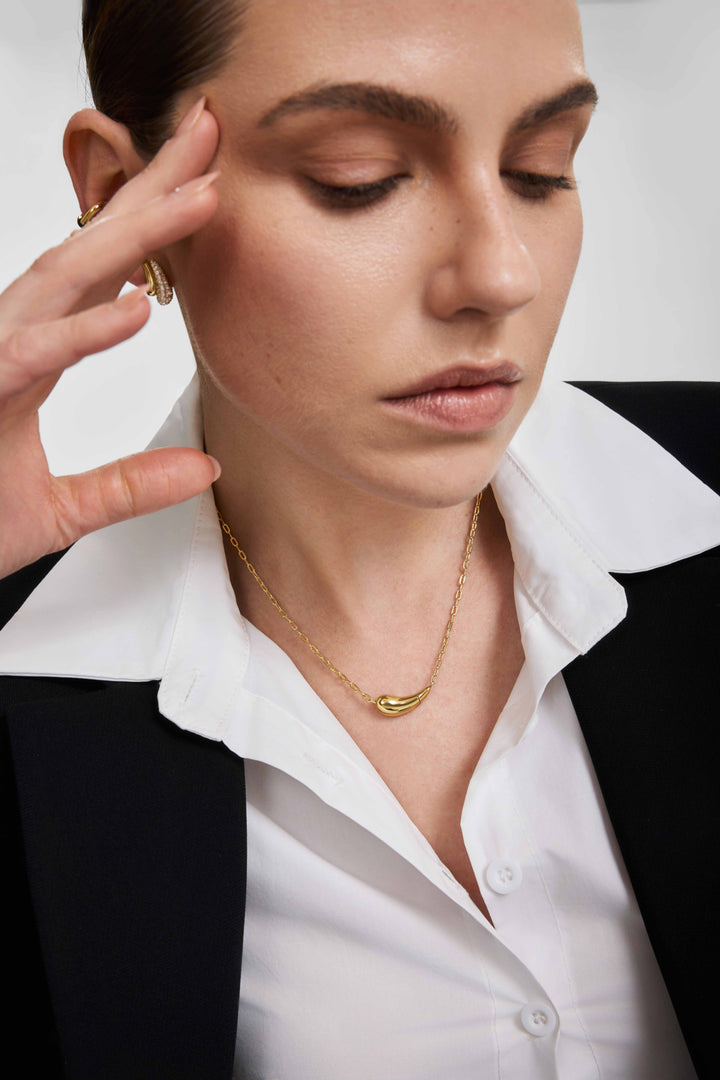 Gold Curved Teardrop Necklace