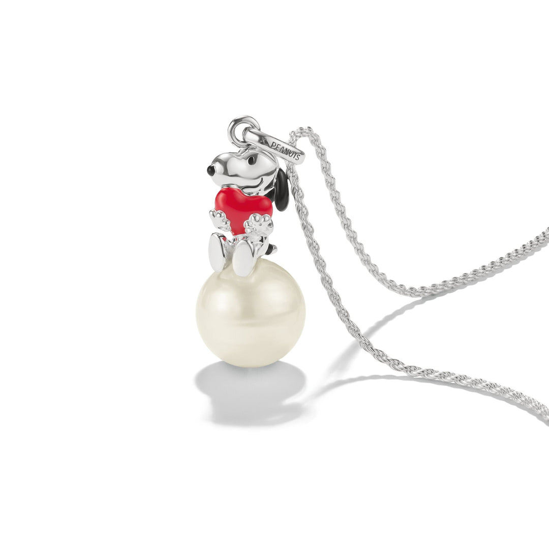 Snoopy Pendant with Heart on Snowball PEANUTS |The Jewellery Boutique Australia