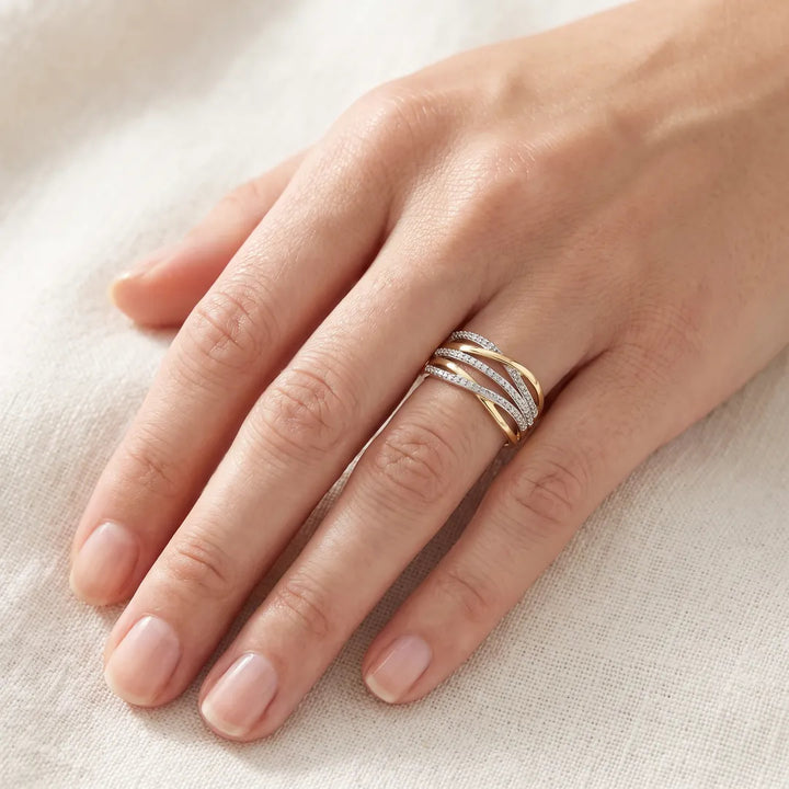 Ring with 0.20ct Diamonds in 9K Yellow Gold worn on model's hand