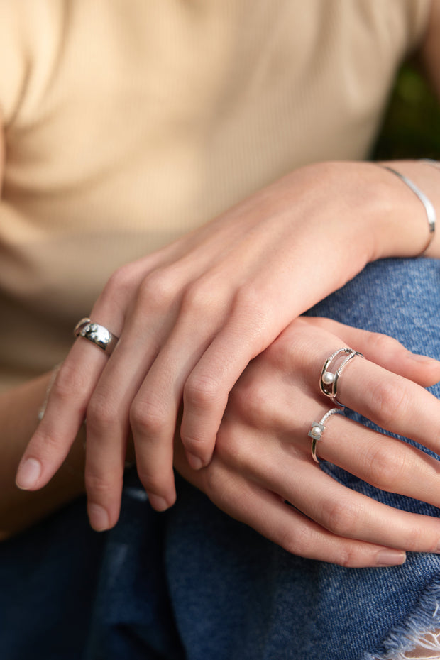 Ania Haie Silver Pearl Sparkle Interlock Ring