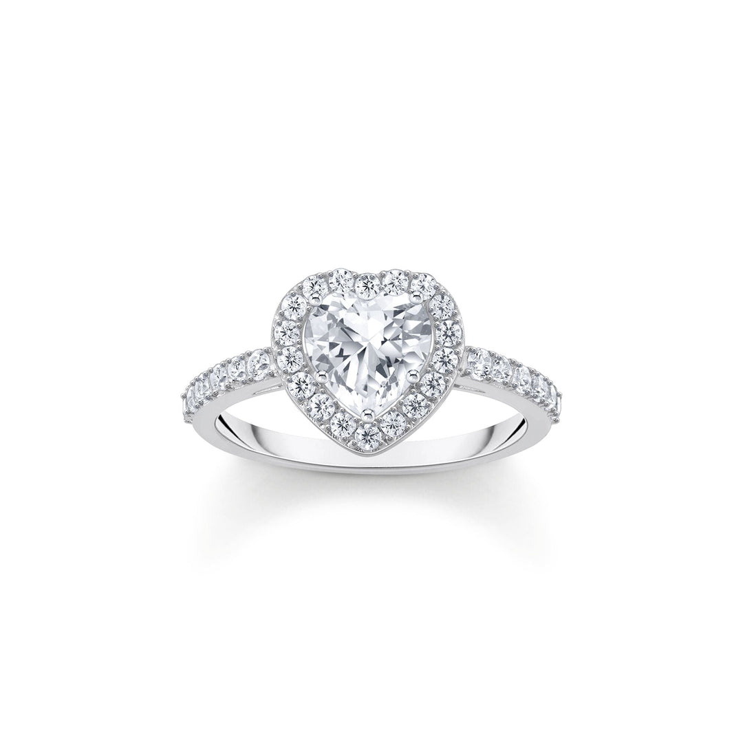 Halo ring with white, heart-shaped zirconia | The Jewellery Boutique