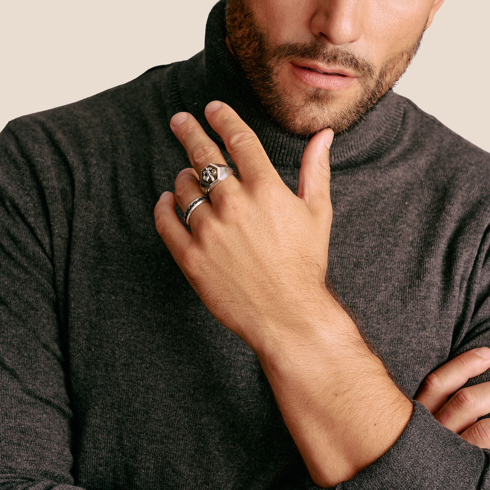 Minimal Band Ring Black Zirconia