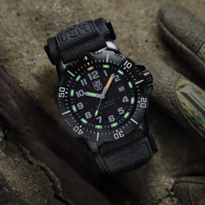Luminox Navy SEAL 45 mm Military Dive Black Dial Watch - XS.4231.2