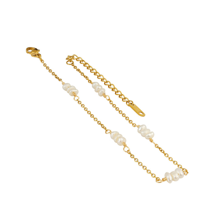 Opaline Organic Pearl Cluster Anklet