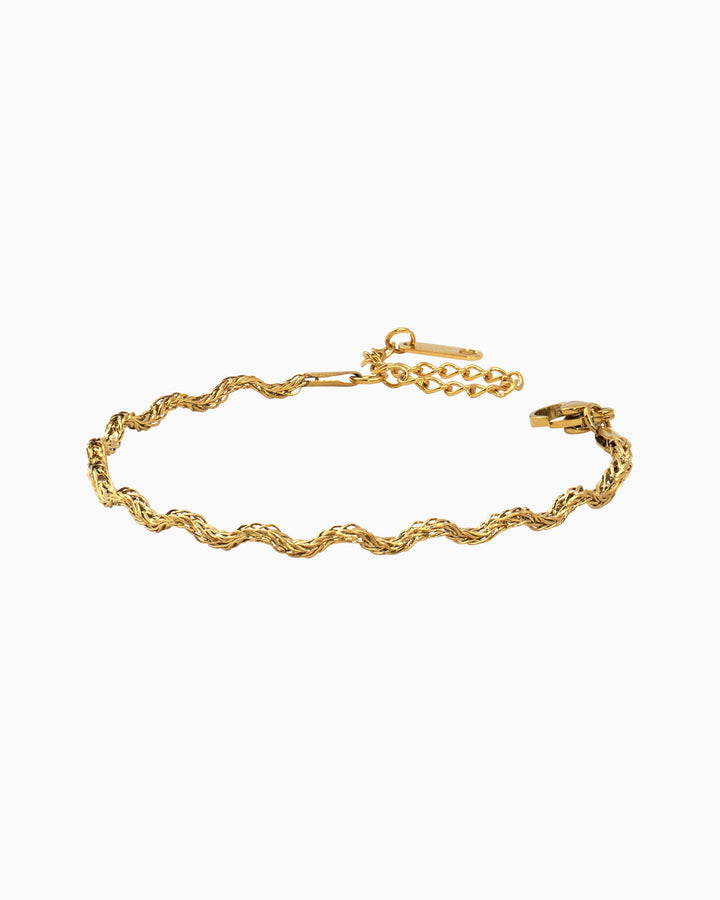 Solara Textured Wave Bracelet in Gold | Zoe Olivia Jewellery Australia