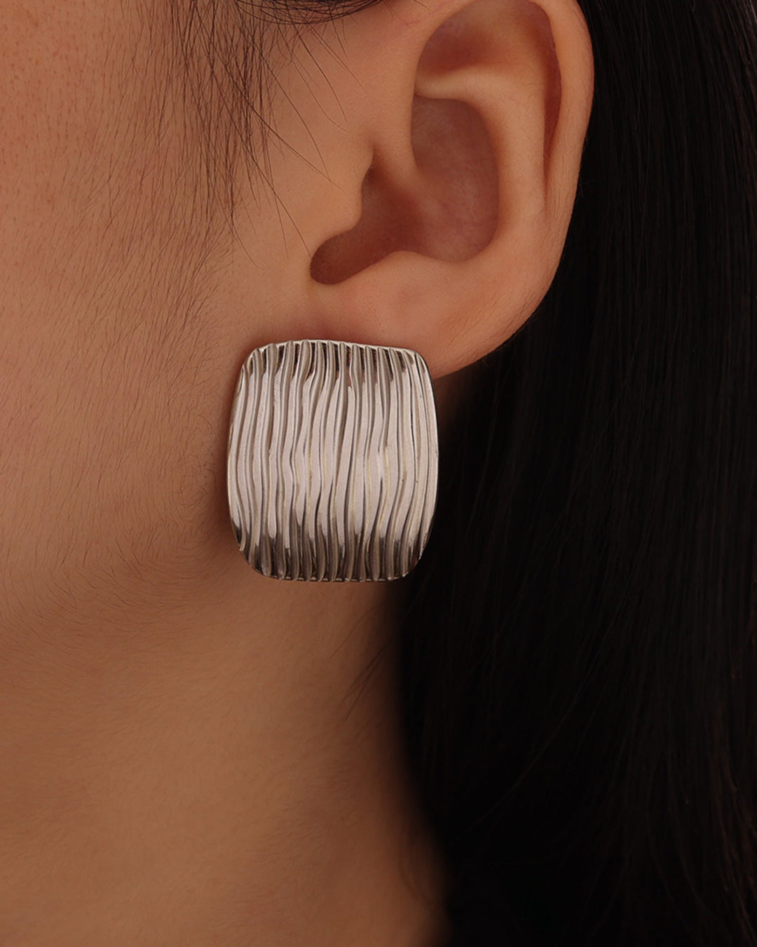Cascada Ribbed Rectangular Stud Earrings | Zoe Olivia Jewellery Australia