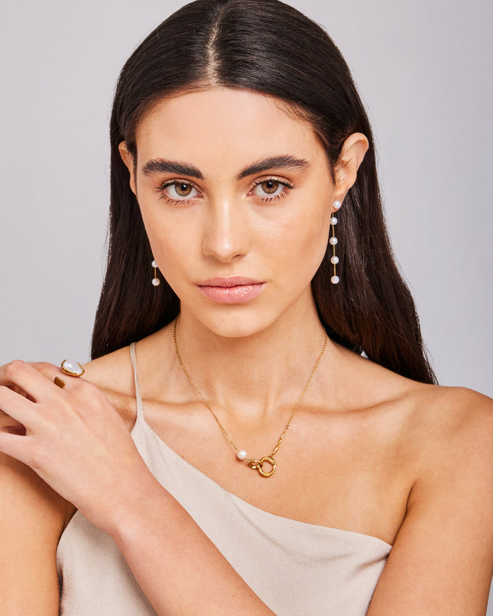 Luna Freshwater Pearl Circle Link Necklace | Zoe Olivia Jewellery Australia