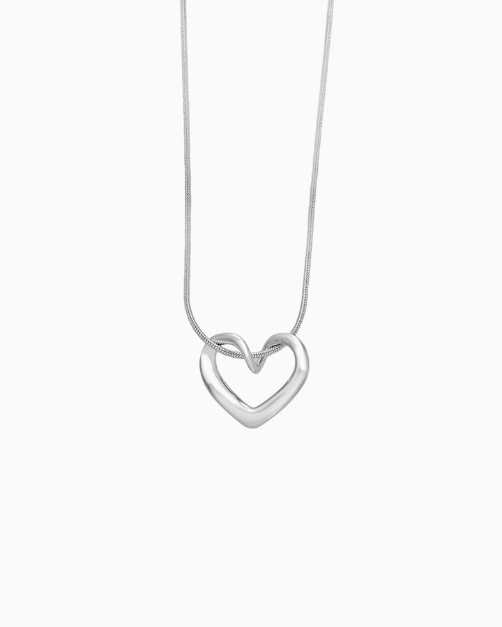 Essentials Minimalist Heart Necklace | Zoe Olivia Jewellery Australia