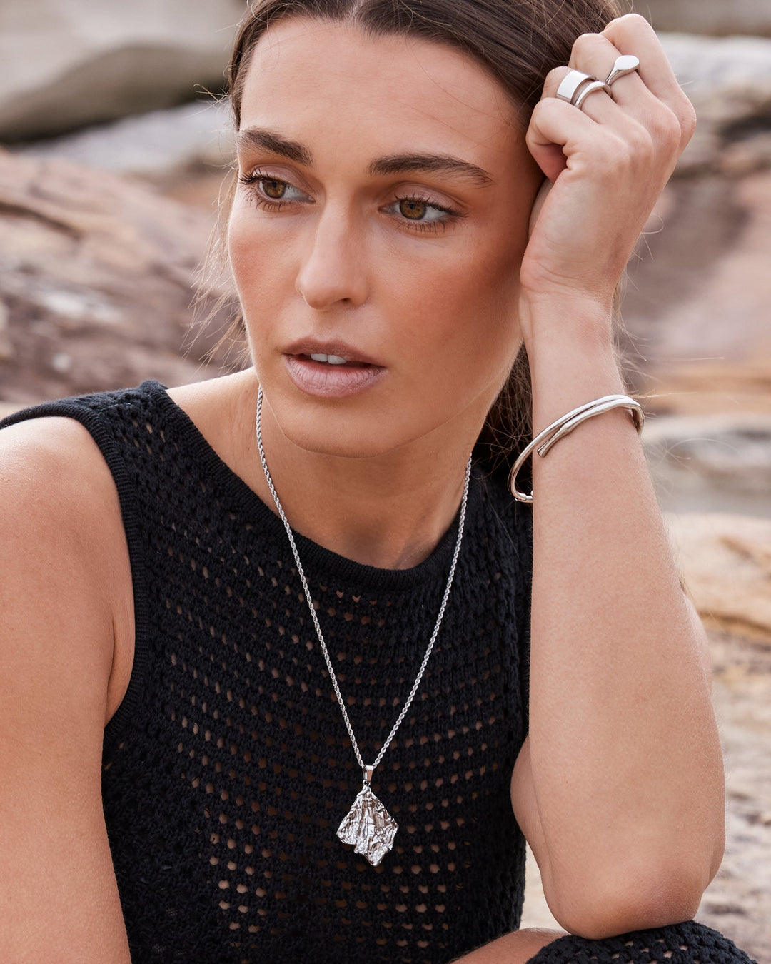 Escarpment Textured Ripple Necklace — Zoe Olivia