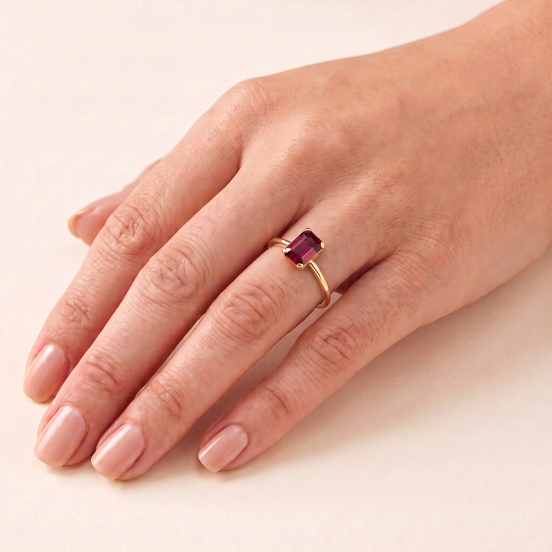 Rhodolite Garnet Ring in 9K Yellow Gold worn on hand