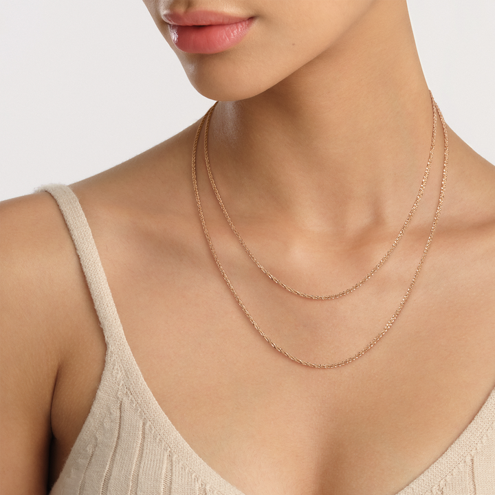 Elan Twisted Chain Necklace Short Rose Gold