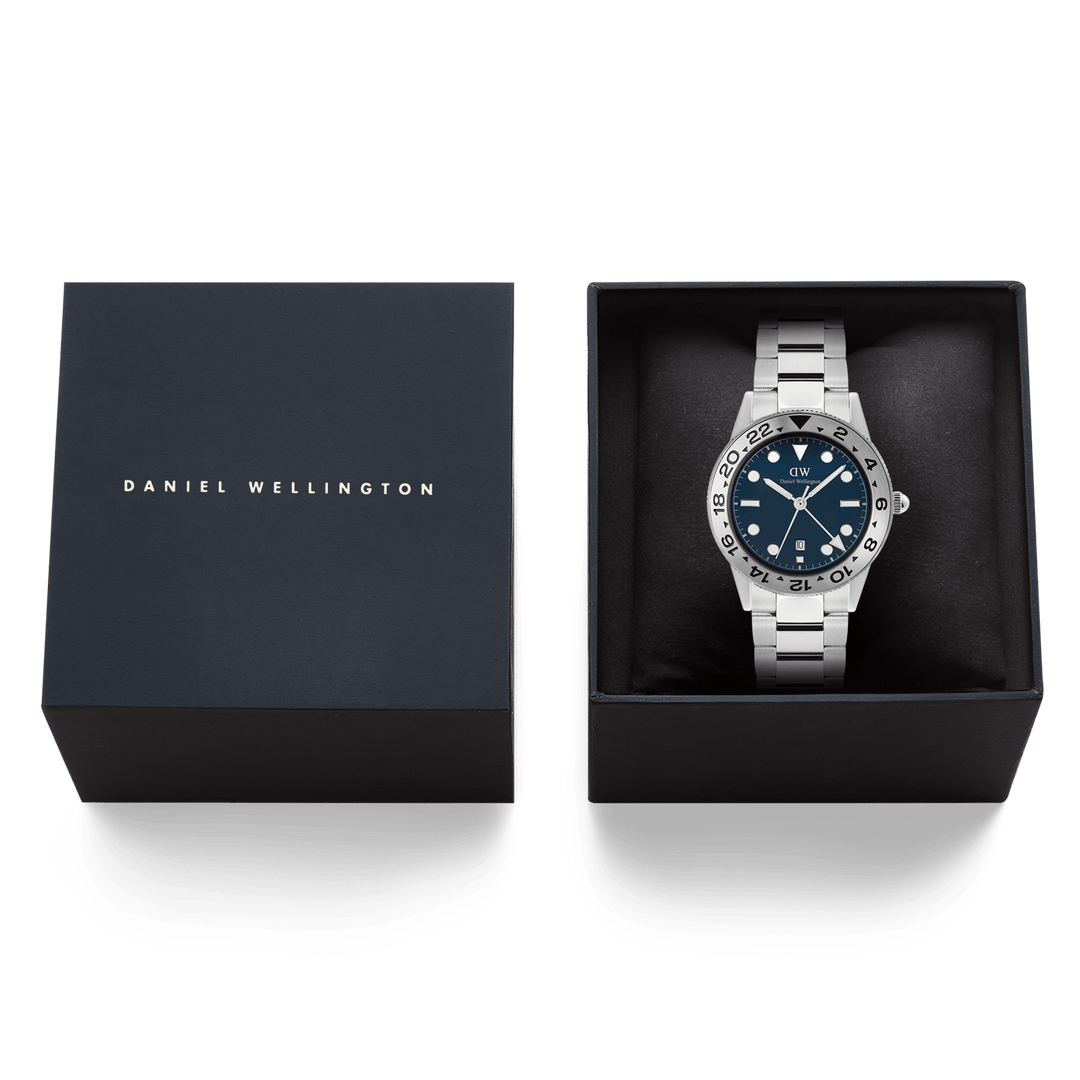Daniel Wellington Iconic GMT Link Brushed Bezel Silver | The Jewellery Boutique