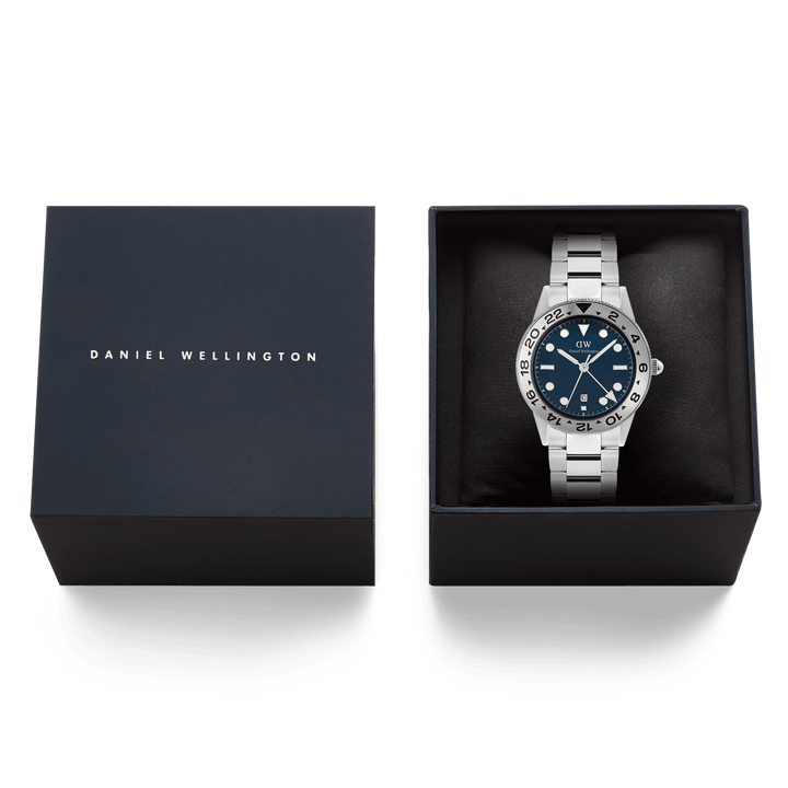 Daniel Wellington Iconic GMT Link Brushed Bezel Silver | The Jewellery Boutique