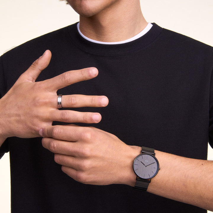 Classic Piano Link Onyx Unitone Watch