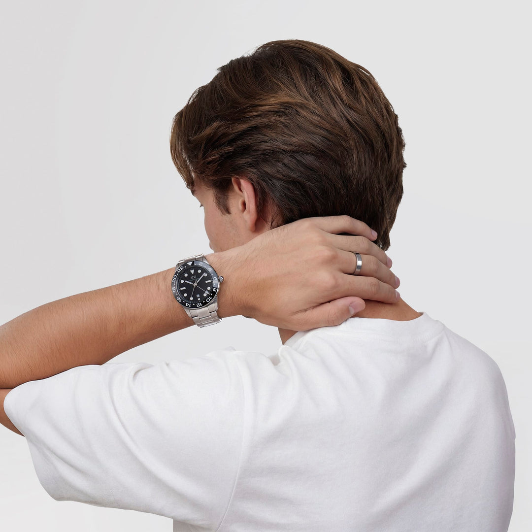 Daniel Wellington Iconic GMT Link Black Ceramic Bezel Silver | The Jewellery Boutique