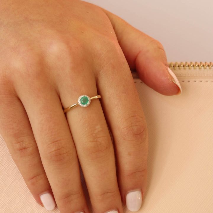Emerald Ring with 0.03ct Diamonds in 9K Yellow Gold