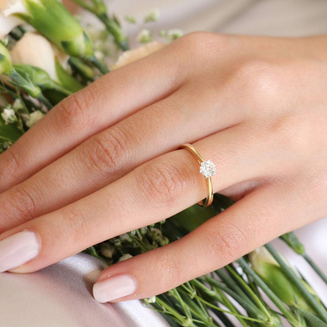 Solitaire Ring in 0.50ct Diamond with 9K Yellow Gold