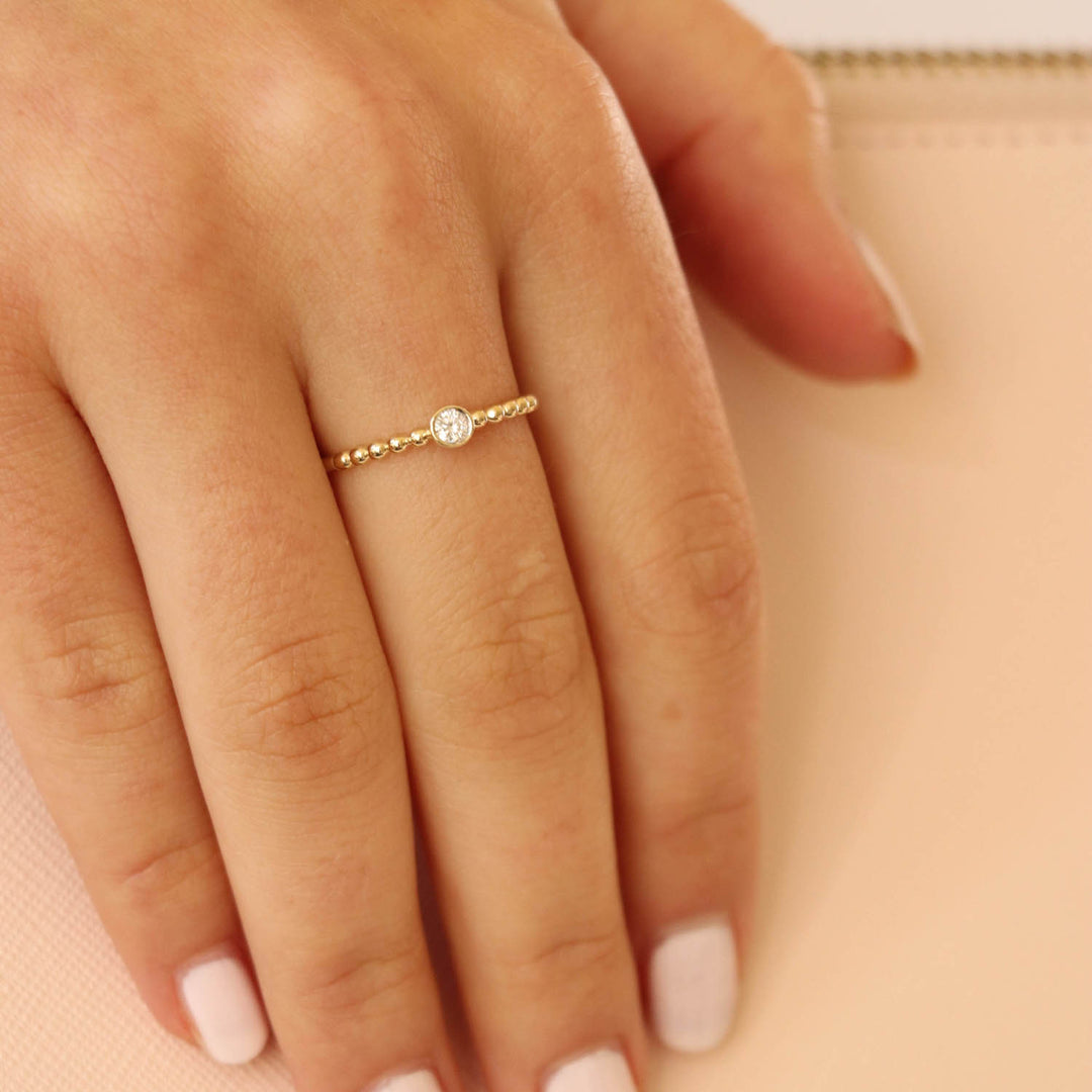 Ring with 0.08ct Diamonds in 9K Yellow Gold