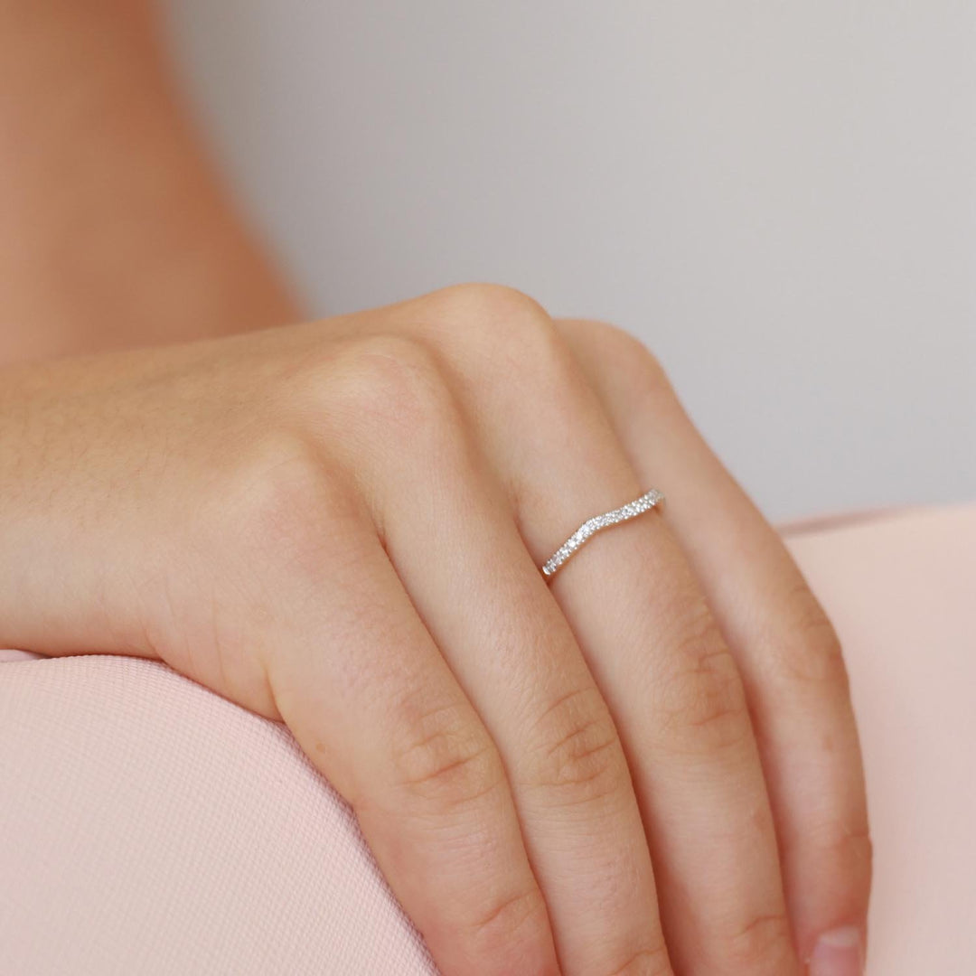 Ring with 0.12ct Diamond in 9K Yellow Gold